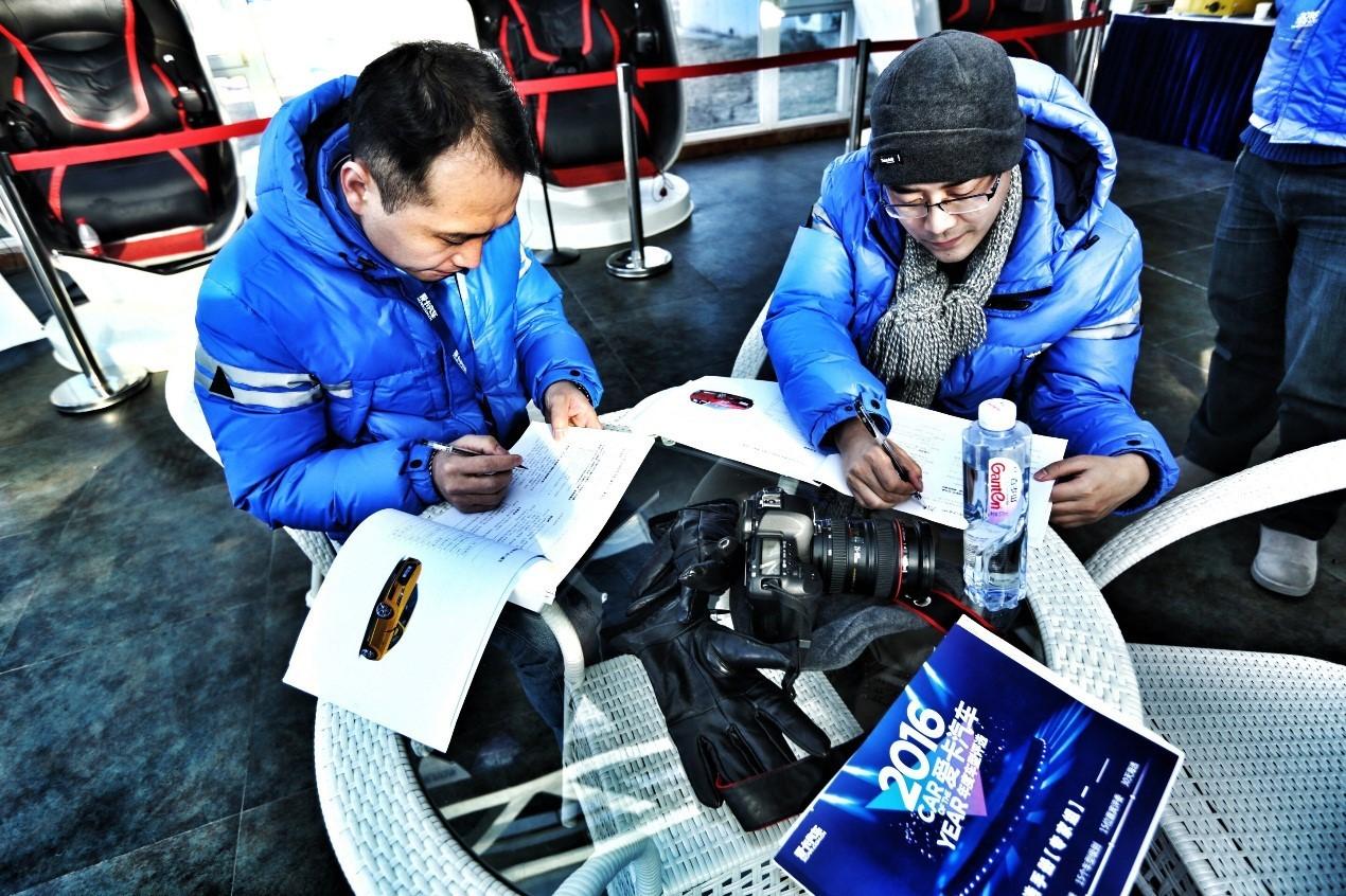 从照片识别车型，汽车评测专家的高科技工具